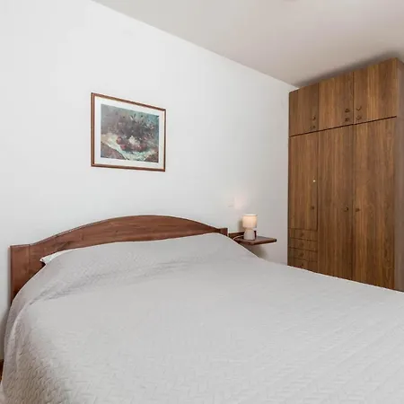 Apartman 1 Bedroom Cozy In Ičići