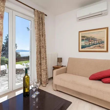 شقة 1 Bedroom Cozy In